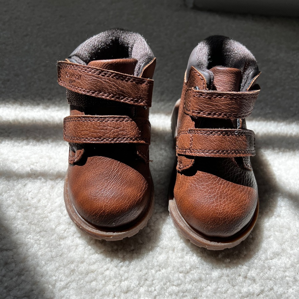 4 Toddler boy shoes size 4